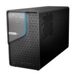 Gabinete de computador SMC, design moderno e ventilação eficiente.