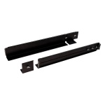 Suporte em metal preto para montagem de equipamentos de TI.