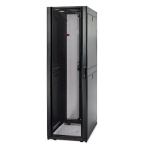 Rack para servidores preto, ideal para organização de equipamentos de TI.
