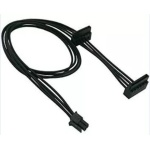 Cabo de alimentação SATA preto para conexão de dispositivos de armazenamento.