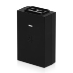 Power bank preto com duas portas USB para carregamento rápido.