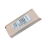 Fonte de alimentação 12V, compacta, ideal para projetos eletrônicos.