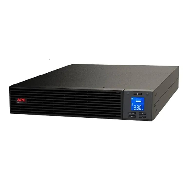 UPS APC, modelo SMC1000, com display digital e design compacto.